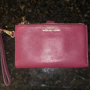 Michael kors wallet